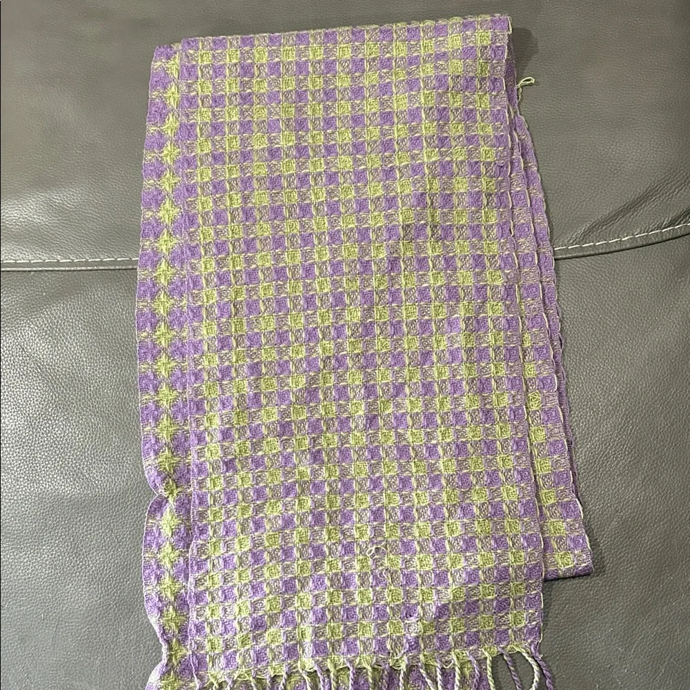 Purple and Green Houndstooth Knit Scarf, Beautiful - Picture 3 of 3